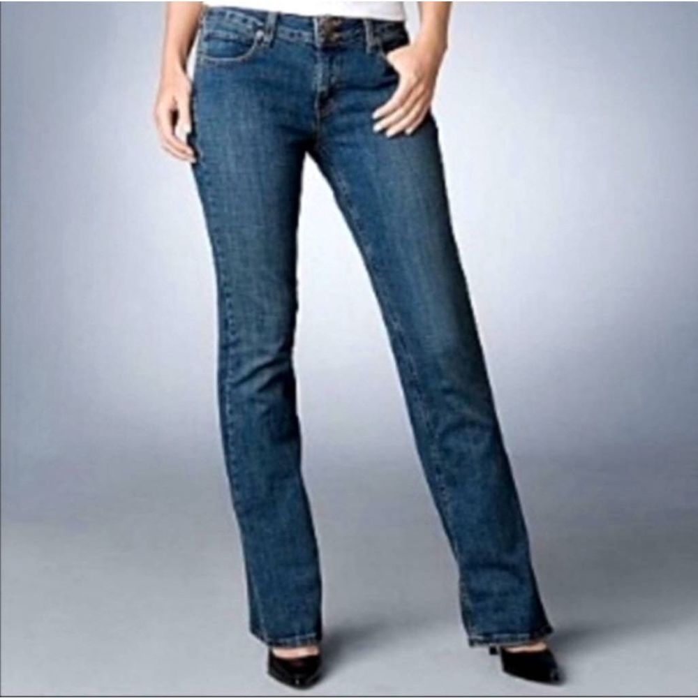 Vintage Levi's Slender Straight 526 Jeans
